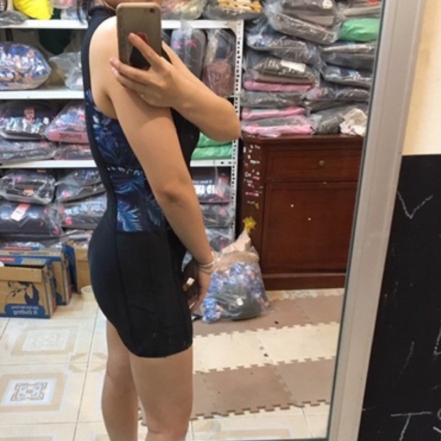 Hình thật- Đồ bơi liền thân không tay quần đùi phối eo màu xanh