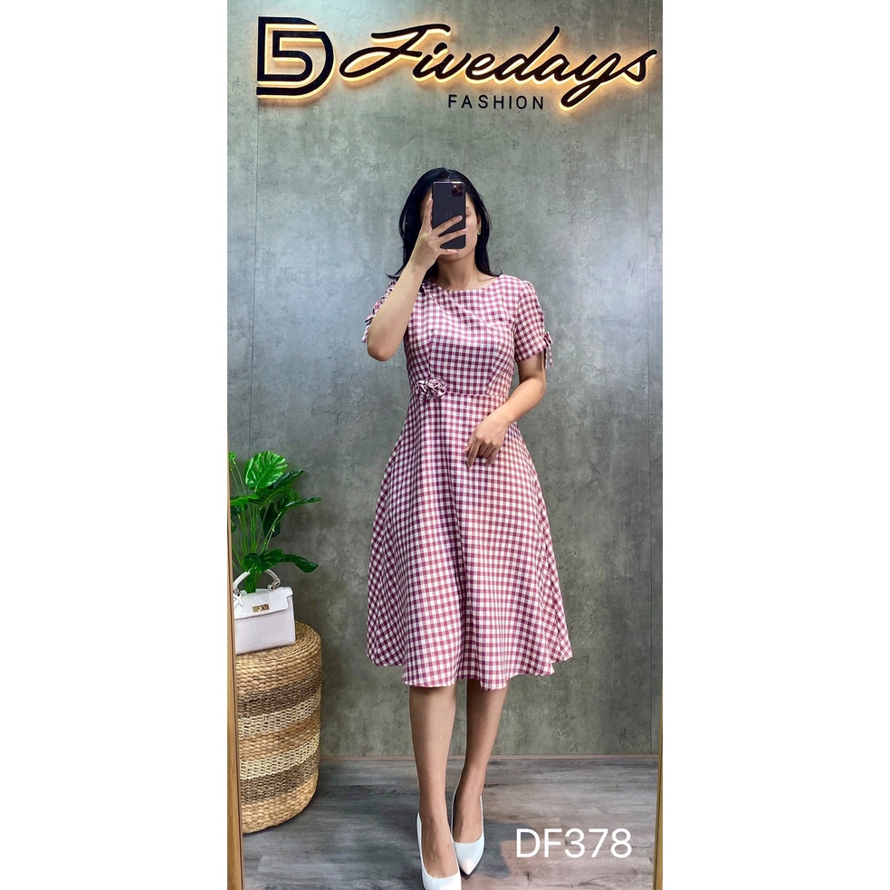 Đầm kẻ nhật nơ eo FIVEDAYS