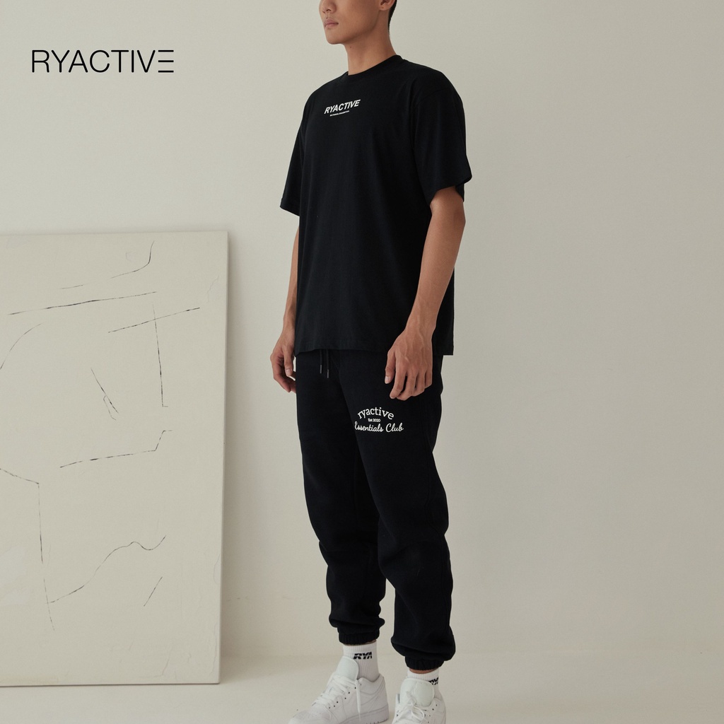 Quần jogger nam RYAMAN - OVERSIZE JOGGER màu đen
