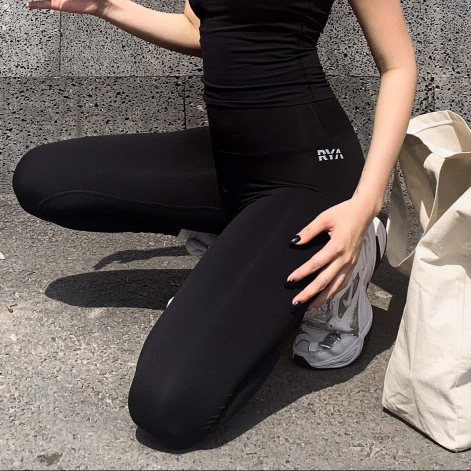 Quần tập yoga/thể thao lưng cao RYACTIVE - RYA Legging màu đen | BigBuy360 - bigbuy360.vn