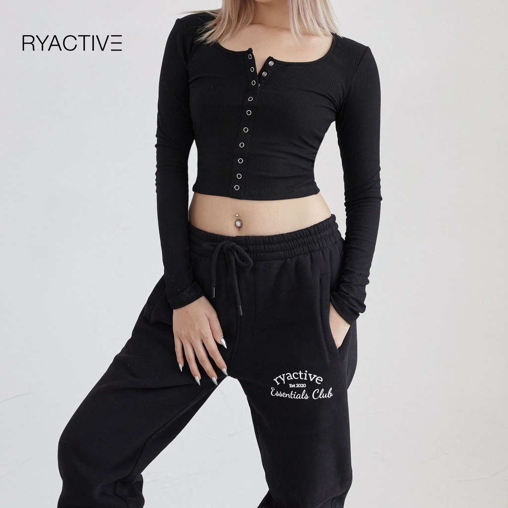 Áo thun tay dài RYACTIVE - BUTTON LONGSLEEVES màu đen