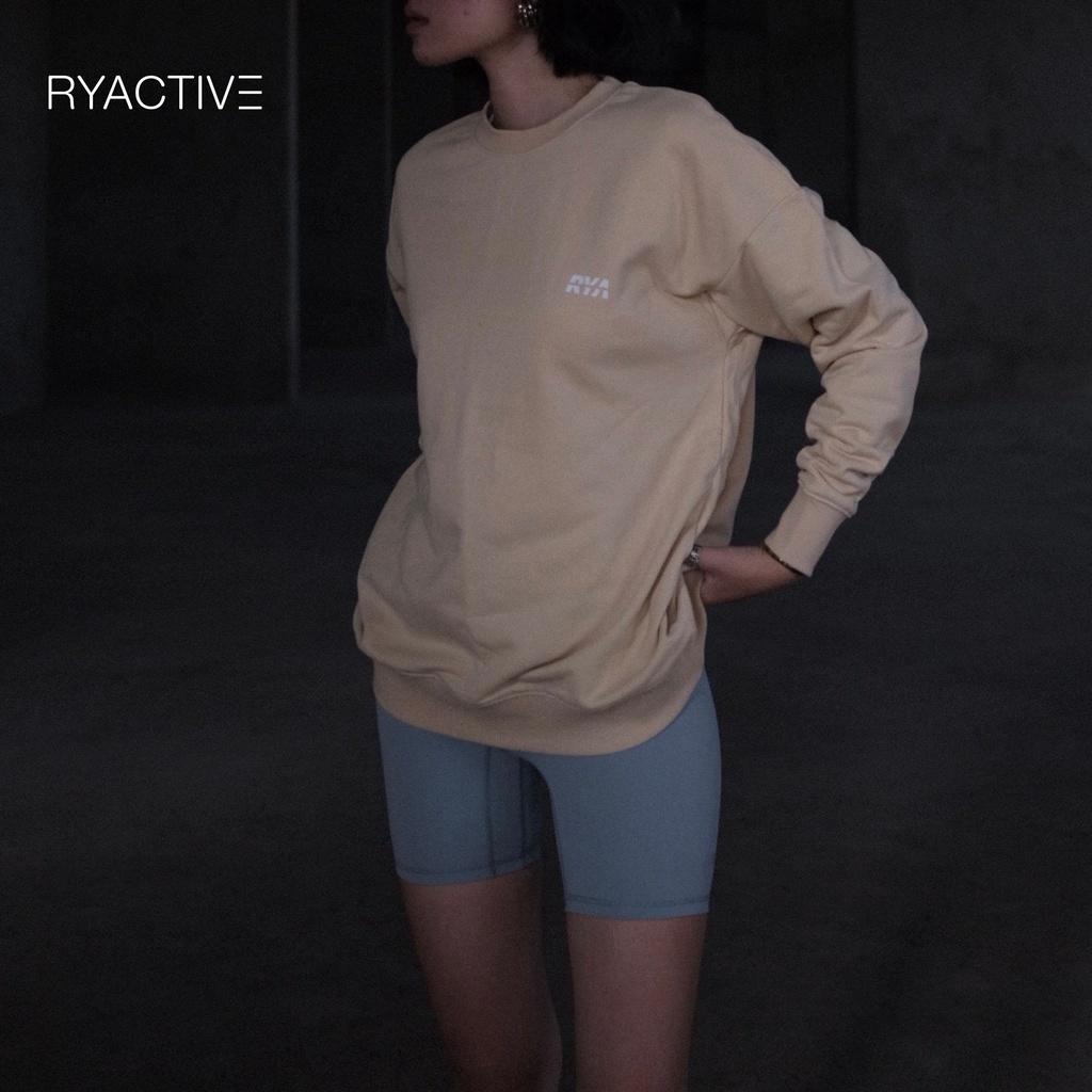 Áo khoác basic sweater form rộng RYACTIVE - RYA SWEATER màu trà mật ong Honey tea