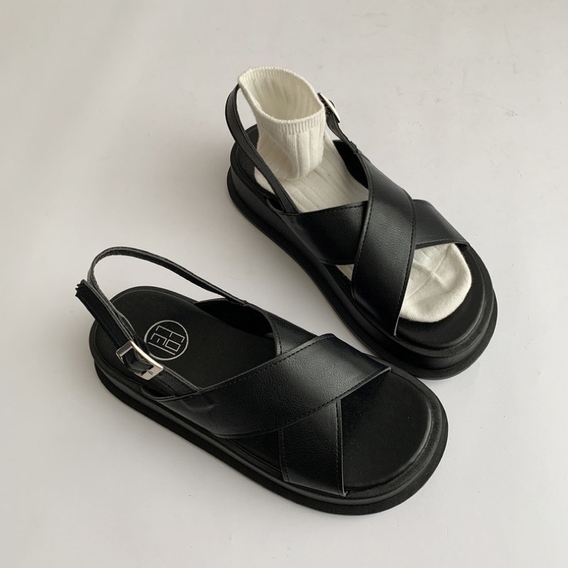 Sandal Quai Chéo Đế Cao 4cm Phong Cách Hàn Quốc M71