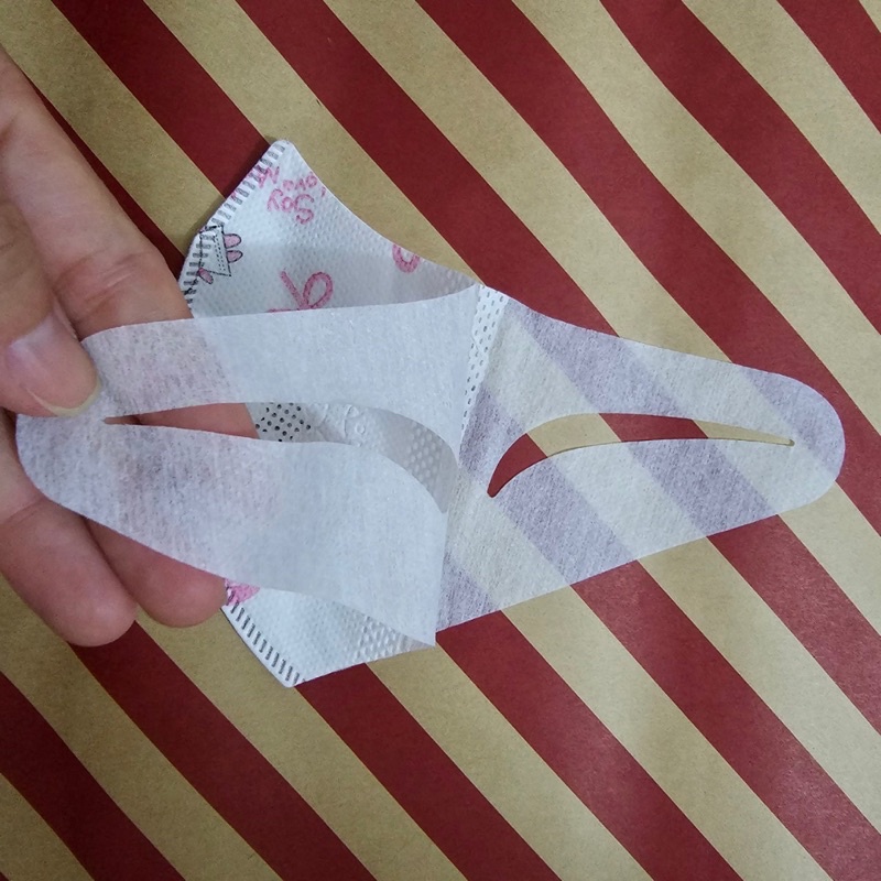 Khẩu trang 3D trẻ em hộp 50 cái Đại Hồng Phát (mẫu ngẫu nhiên cho bé trai hoặc gái)