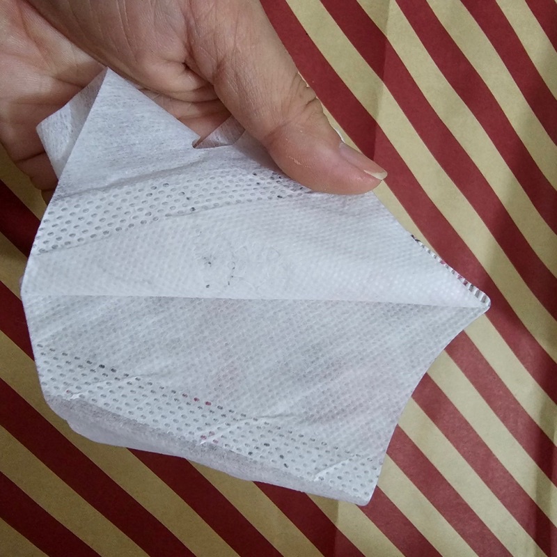 Khẩu trang 3D trẻ em hộp 50 cái Đại Hồng Phát (mẫu ngẫu nhiên cho bé trai hoặc gái)