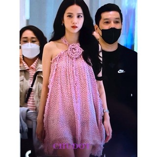 Đầm hoa hồng chấm bi giống Jisoo Blackpink nhẹ nhàng nữ tính