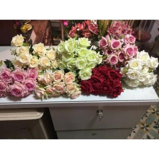 Cành hồng lụa giả 12 bông điểm cỏ nhiều màu sắc trang trí nhà cửa trang trí phòng trà