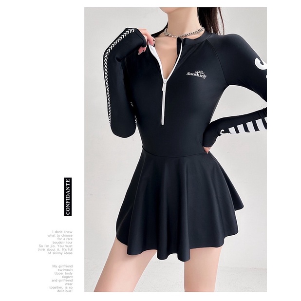 Hình thật- Bikini liền váy, tay dài trẻ trung năng động