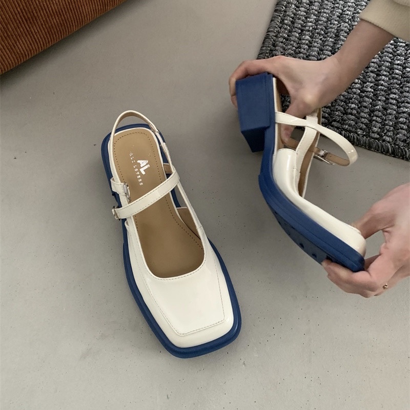 Giày slingback có quai ngang