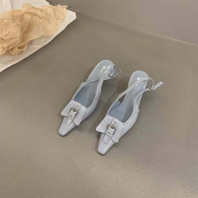 Giày cao gót mũi nhọn cá tính