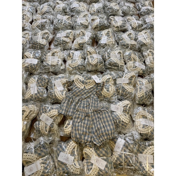 Bộ quần áo bé gái hàng thiết kế nhà Bn