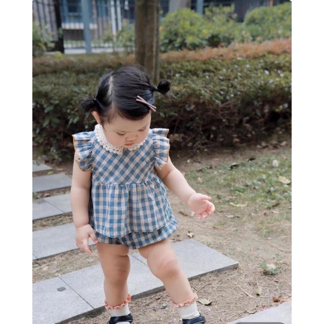 Bộ quần áo bé gái hàng thiết kế nhà Bn