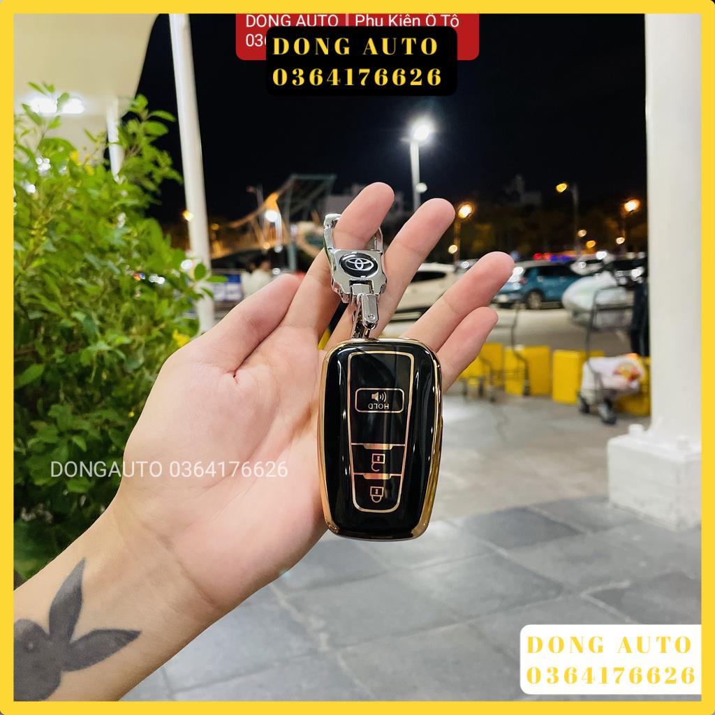 Ốp khoá Toyota CROSS 2020 - 2022 Dong Auto