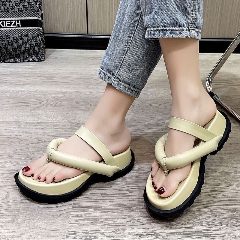 Dép Xỏ Ngón Đế Xốp Dày Dặn Dễ Phối Đồ Thời Trang Đi Biển Cho Nữ