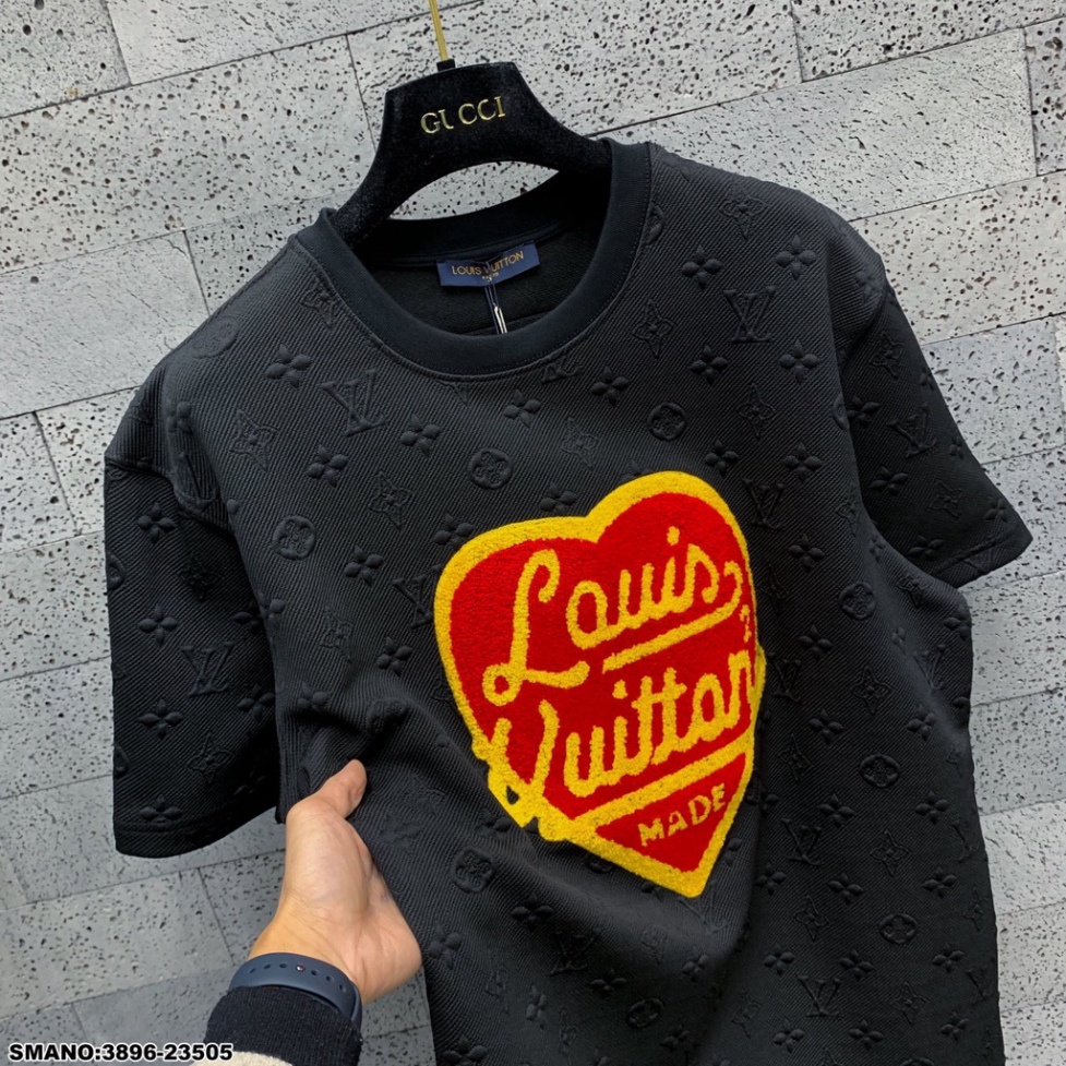 Áo thun unisex nam nữ LV MadeTrái Tim chất cotton co dãn 4 chiều cực mát, áo phông mặc cháy phố | BigBuy360 - bigbuy360.vn