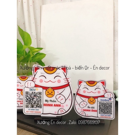 Bảng mã Qr mica, Mã Qr để bàn, Qr mèo thần tài, Qr thanh toán- Fb: Xưởng móc khoá Én decor