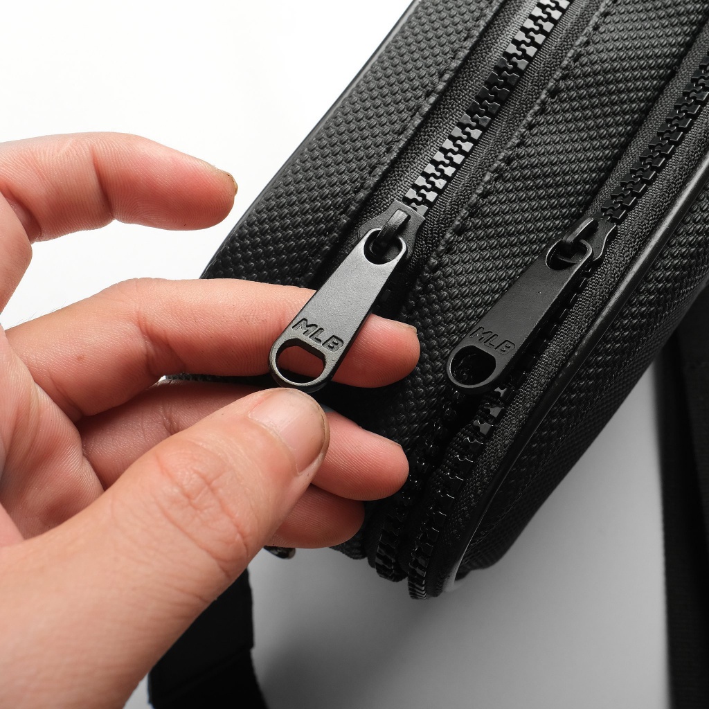 Túi Đeo Chéo Nam Nữ Thời Trang Cao Cấp MLB NY, Chống Nước 100% Có Túi TIDDY