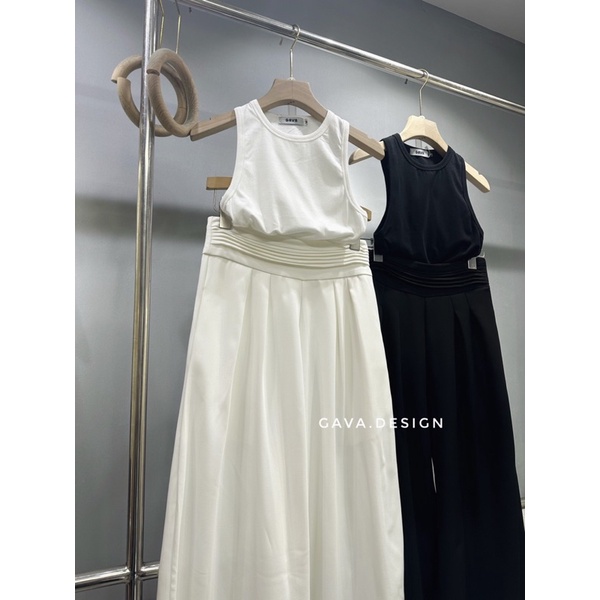 Quần xuông dáng rộng cạp sóng gava