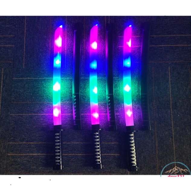 Đồ Chơi_ kiếm thắp sáng Katana , có Vỏ loại 1