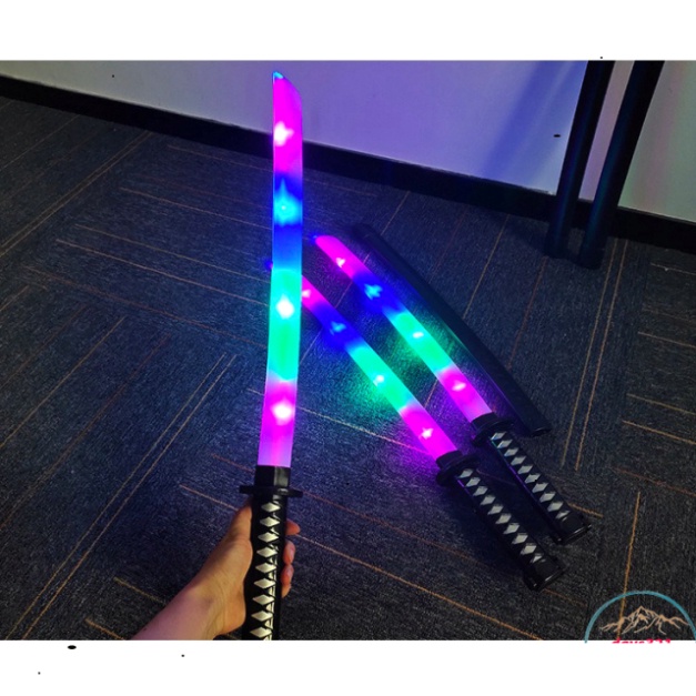 Đồ Chơi_ kiếm thắp sáng Katana , có Vỏ loại 1