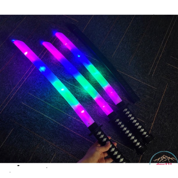 Đồ Chơi_ kiếm thắp sáng Katana , có Vỏ loại 1