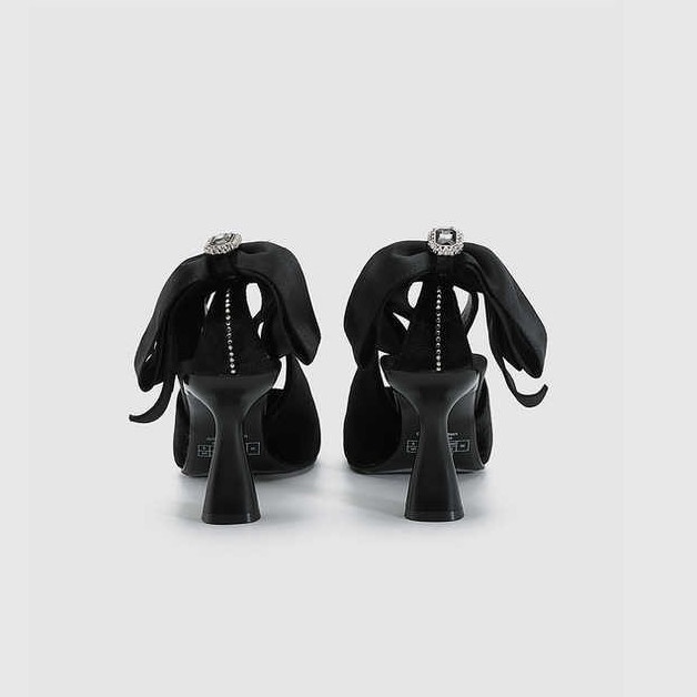 Giày Cao Gót Mũi Nhọn Màu Đen Thời Trang Thu Đông 2023 AW42TS1N2000