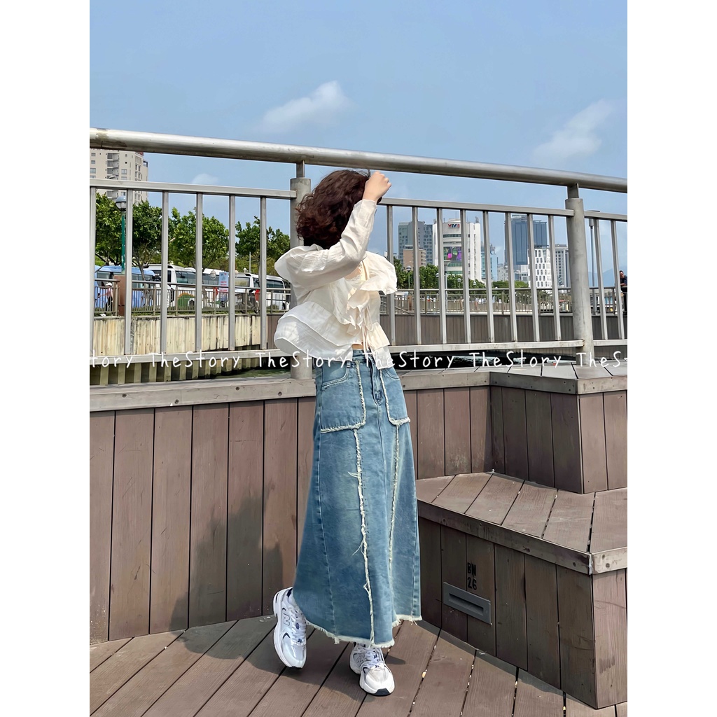 Chân váy jean dáng dài có nhiều đường tua rua  CV393