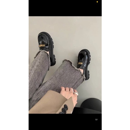 giầy đế nhẹ hàng qc chất da cao cấp đế hịn siêu hót chuẩn hình