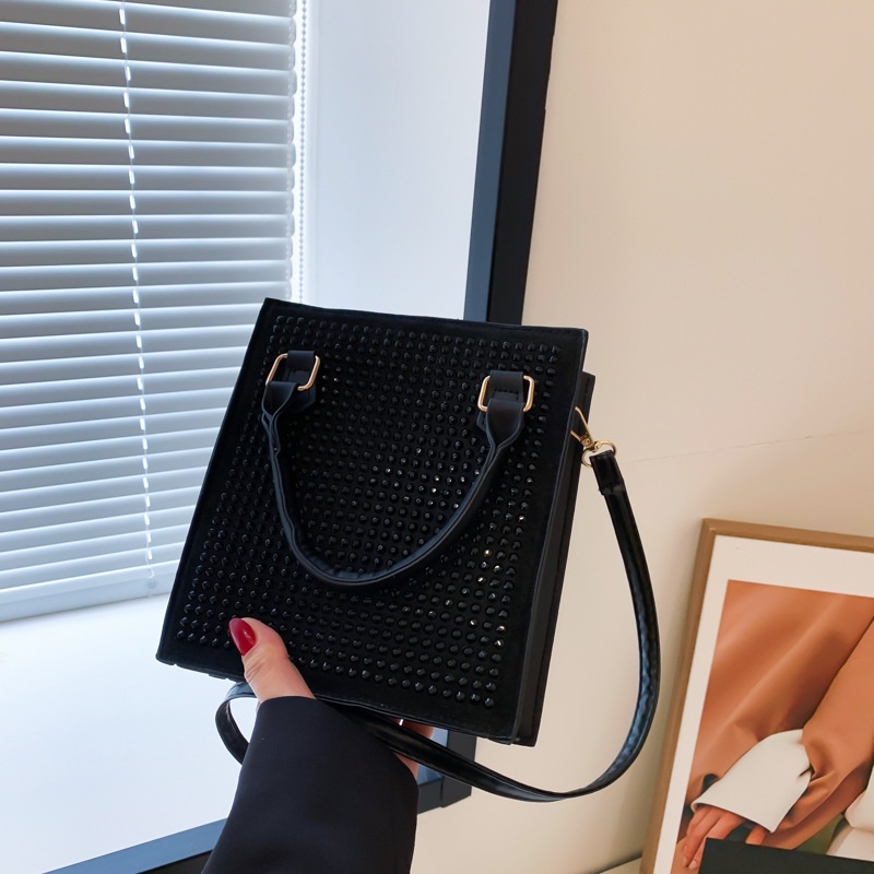 Túi Đeo Chéo Đính Kim Cương Giả Nhỏ Gọn Thời Trang Mùa Xuân 2023