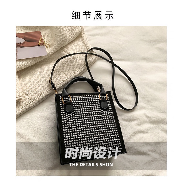 Túi Đeo Chéo Đính Kim Cương Giả Nhỏ Gọn Thời Trang Mùa Xuân 2023