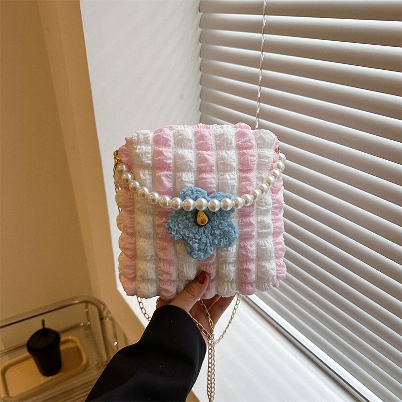 Túi Xách Đeo Vai Xếp Ly Phối Dây Xích Và Ngọc Trai Thời Trang Mùa Xuân 2023 Dành Cho Nữ