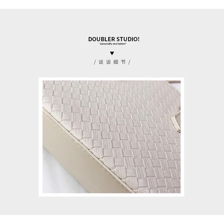 Túi Đeo Chéo Mini Đính Đá Thời Trang Mùa Xuân 2023 Cho Nữ