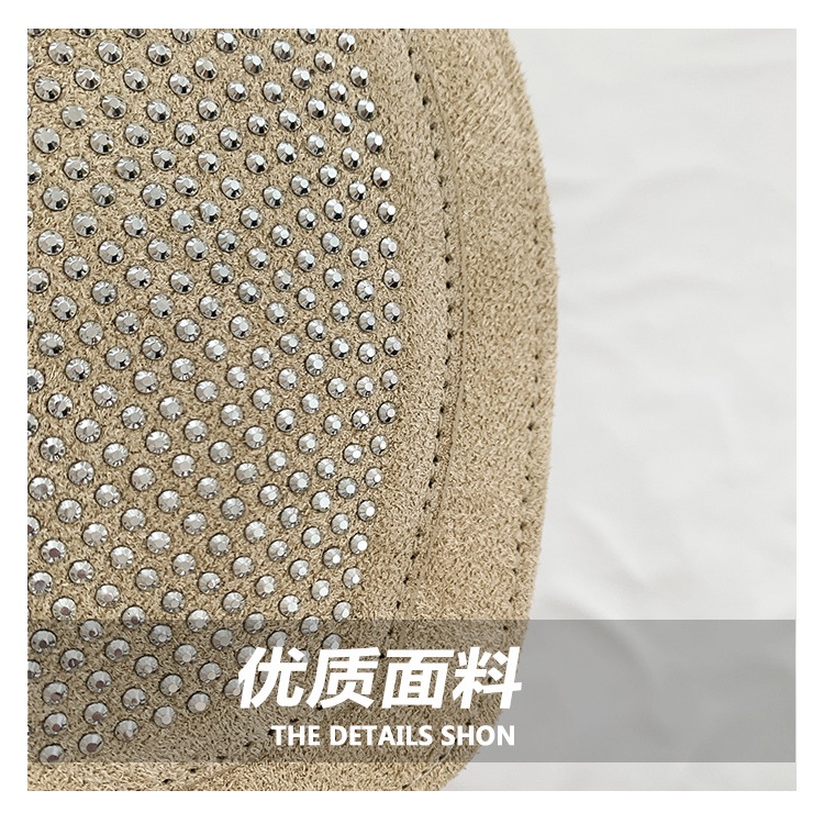 Túi Đeo Chéo Hình Trái Tim Đính Đinh Tán Thời Trang Cho Nữ