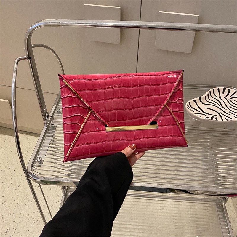 Ví Cầm Tay Họa Tiết Đá Độc Đáo Thời Trang Mùa Xuân 2023 Cho Nữ