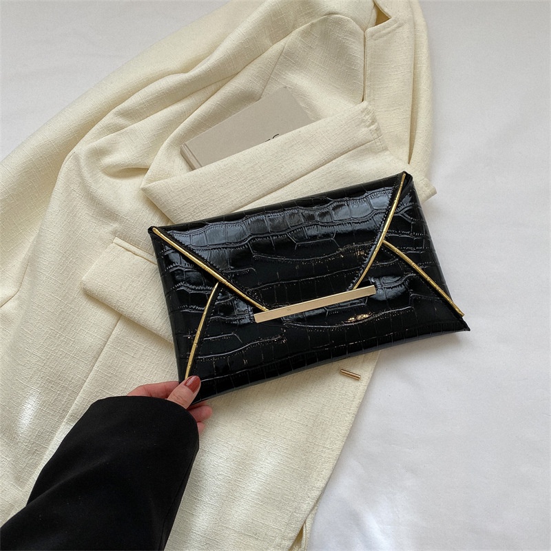 Ví Cầm Tay Họa Tiết Đá Độc Đáo Thời Trang Mùa Xuân 2023 Cho Nữ