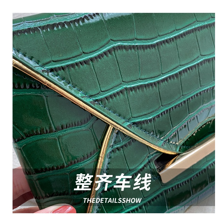 Ví Cầm Tay Họa Tiết Đá Độc Đáo Thời Trang Mùa Xuân 2023 Cho Nữ