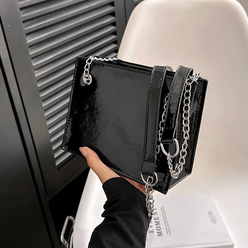 Túi Xách Mini Phối Dây Xích Đeo Vai Thời Trang Cao Cấp 2023 Cho Nữ