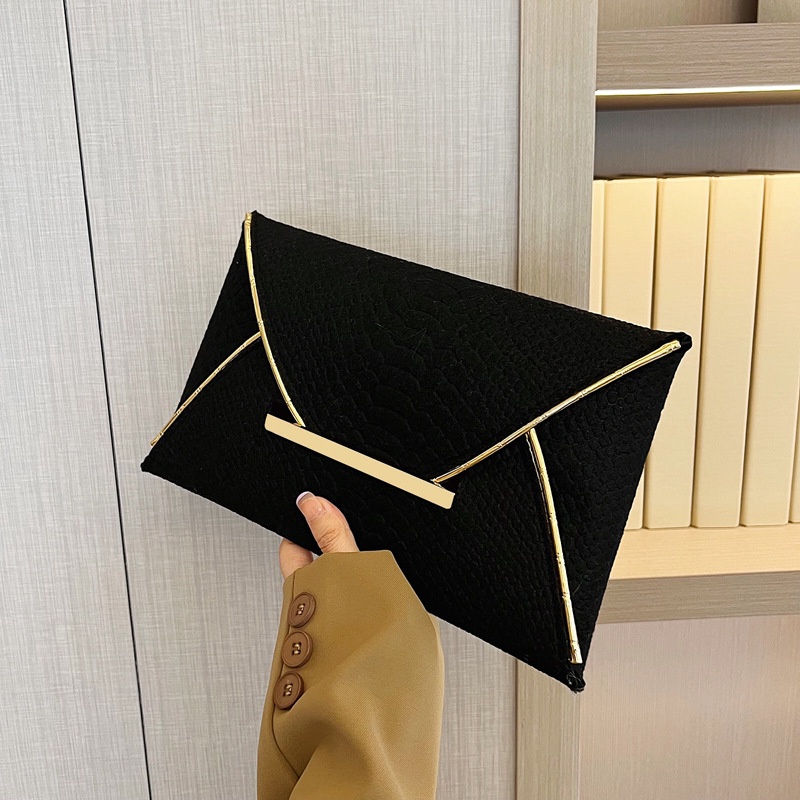 Ví Cầm Tay Mini Họa Tiết Da Cá Sấu Màu Trơn Thời Trang Xuân Hè 2023