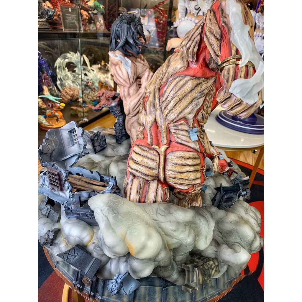 Mô hình eren vs titan thiết giáp siêu khủng giá tốt