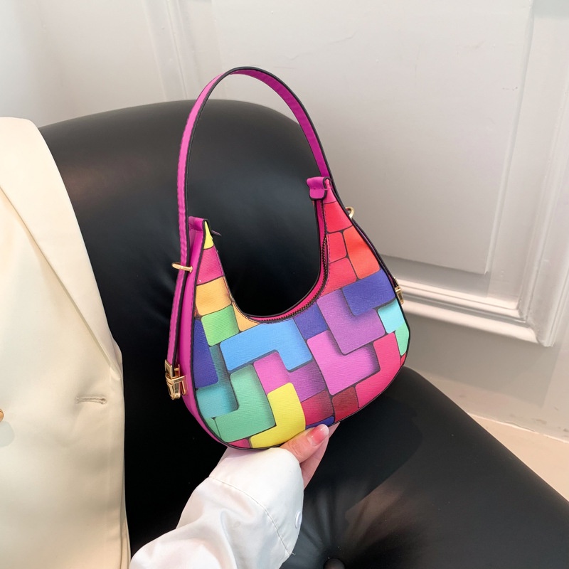 Túi Xách Đeo Chéo Vai Màu Sắc Tương Phản Thời Trang Mùa Xuân 2023