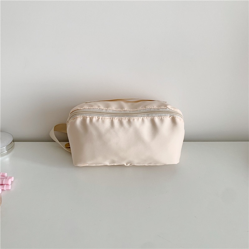 Ba Lô Đựng Mỹ Phẩm Sức Chứa Lớn Chia Ngăn Khô / Ướt Tiện Dụng Cho Nữ