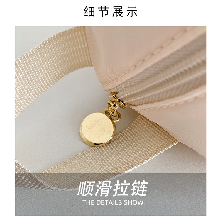 Ba Lô Đựng Mỹ Phẩm Sức Chứa Lớn Chia Ngăn Khô / Ướt Tiện Dụng Cho Nữ