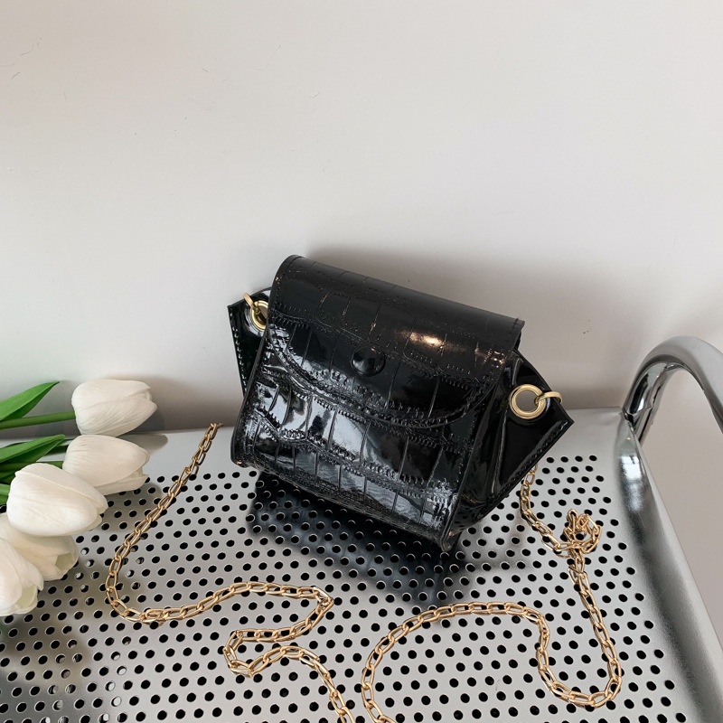 Túi Xách Mini Phối Dây Xích Đeo Vai Thời Trang Mùa Xuân 2023 Cho Nữ