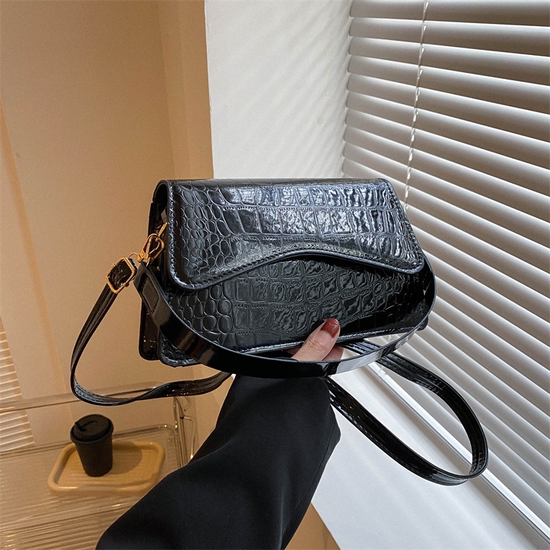 Túi Đeo Vai Hình Vuông Cỡ Nhỏ Thiết Kế Đơn Giản Thời Trang Mùa Xuân 2023 Cho Nữ