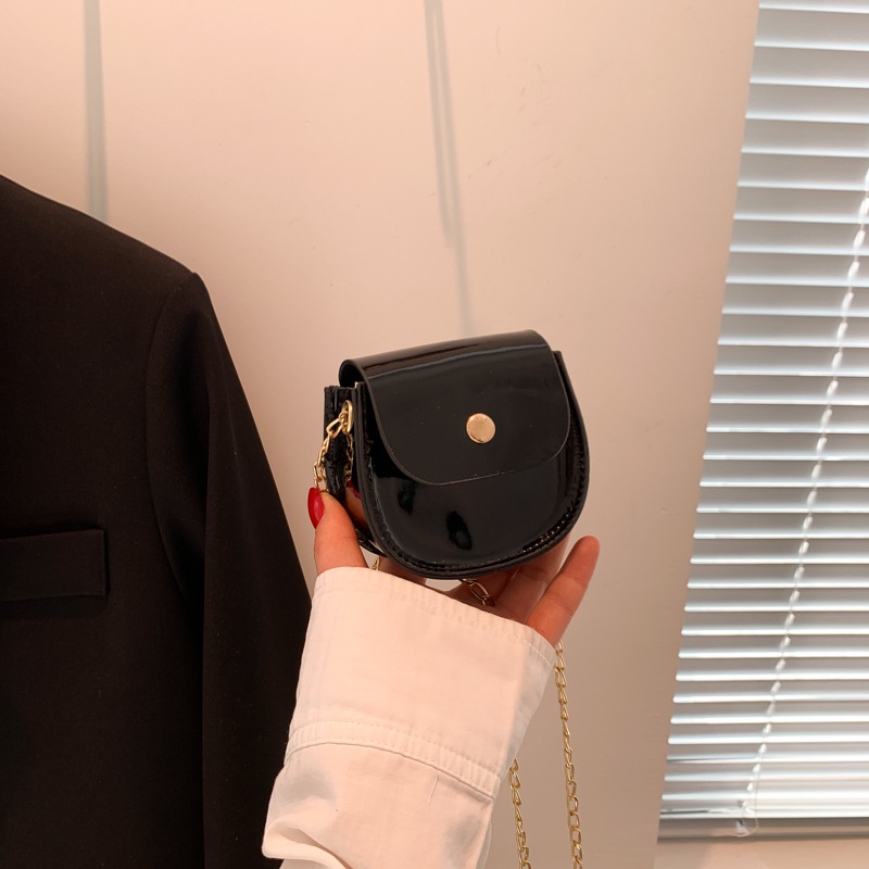 Ví Mini Màu Trơn Phối Dây Xích Đeo Vai Thời Trang Mùa Xuân 2023 Cho Nữ