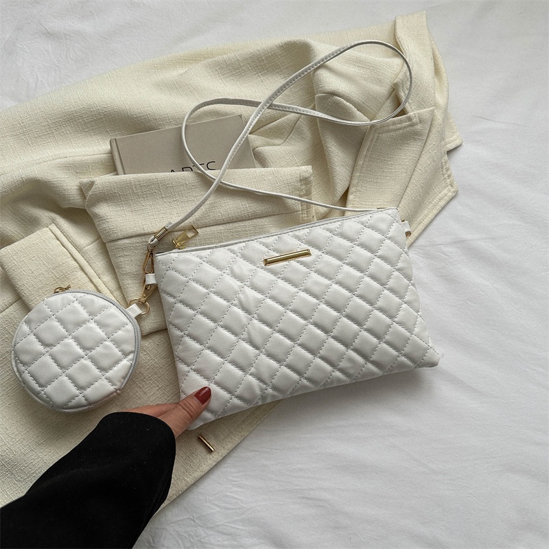 Ba Lô Đeo Vai Hình Vuông Nhỏ Màu Trơn Thêu Chỉ Đính Kim Cương Thời Trang Mùa Xuân 2023 Cho Nữ