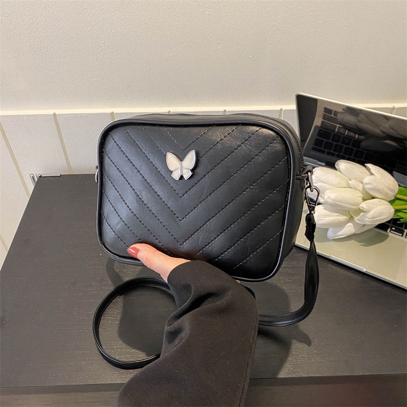 Túi Tote Đeo Vai Họa Tiết Bướm Nhỏ Xinh Thời Trang Mùa Xuân 2023 Cho Bạn Gái