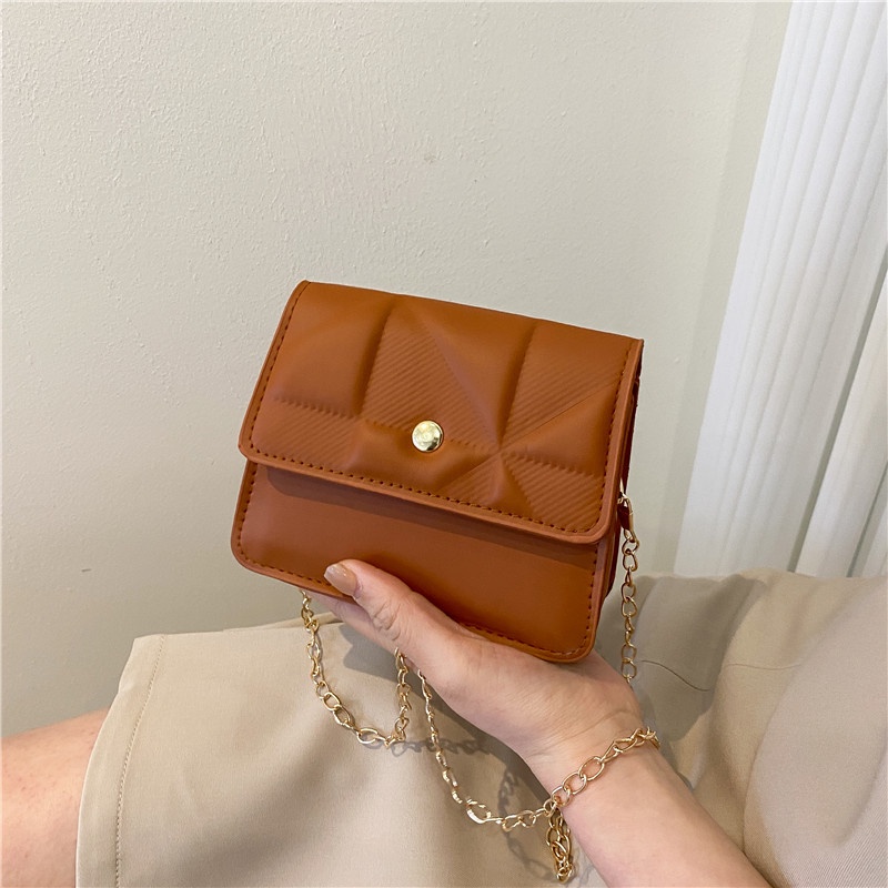 Túi Xách Đeo Vai Kiểu Vuông Nhỏ Vân Kim Cương Phối Dây Xích Thời Trang Mùa Xuân Dành Cho Nữ 202