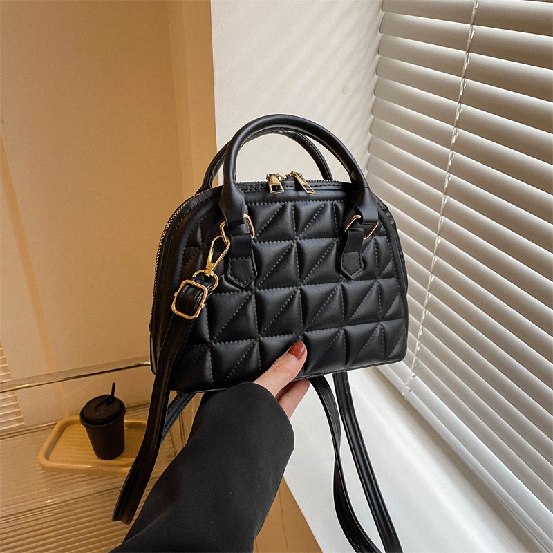 Balo Đeo Vai Mini Màu Trơn Đính Kim Cương Thời Trang Xuân Hè 2023 Dành Cho Bạn Nữ