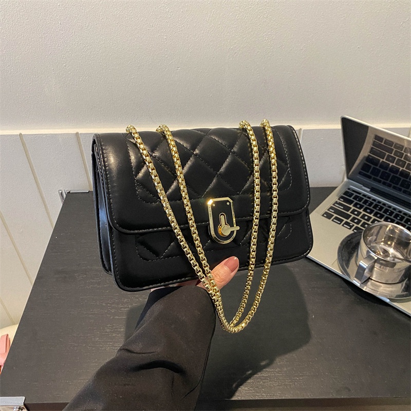 Túi Xách Đeo Vai Hình Vuông Cỡ Nhỏ Phối Dây Đeo Sợi Xích Thêu Họa Tiết Thời Trang 2023 Cho Nữ